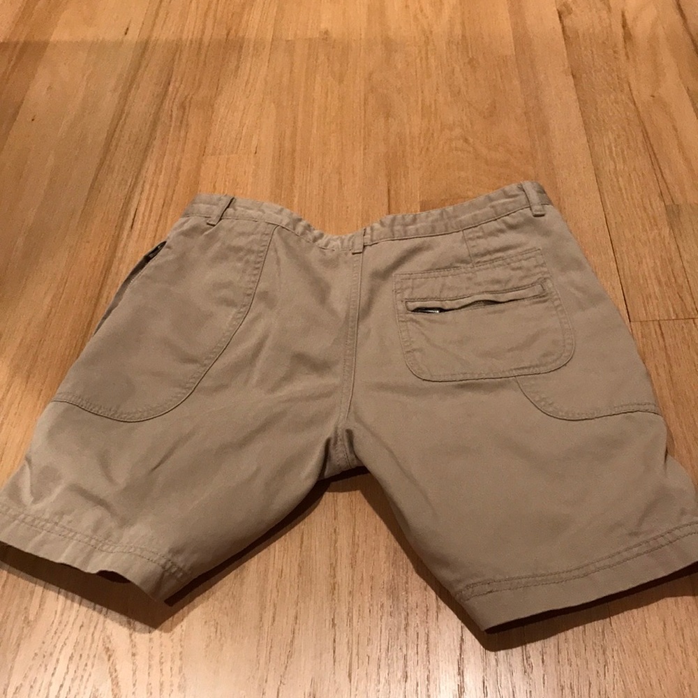 Shorts - Picture 5 of 5